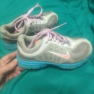 Girls Nike shoes size12.5